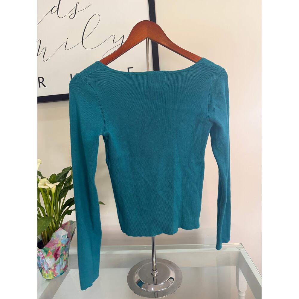 💙 Pink Rose Teal Ribbed Light Weight Sweater – Size Medium 💙 - Picture 2 of 6